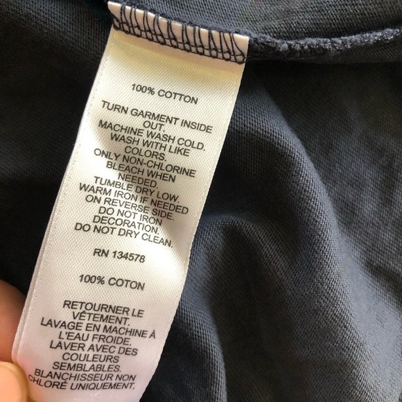 Vineyard Vines Kids Football Whale Spell Out Logo Long Sleeve Pocket Graphic Tee - Picture 6 of 11